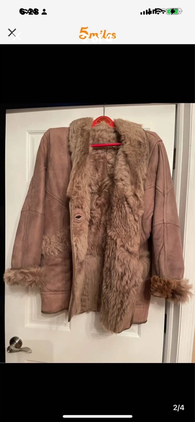 Fioro Shearling Coat - Size 46 - photo 2