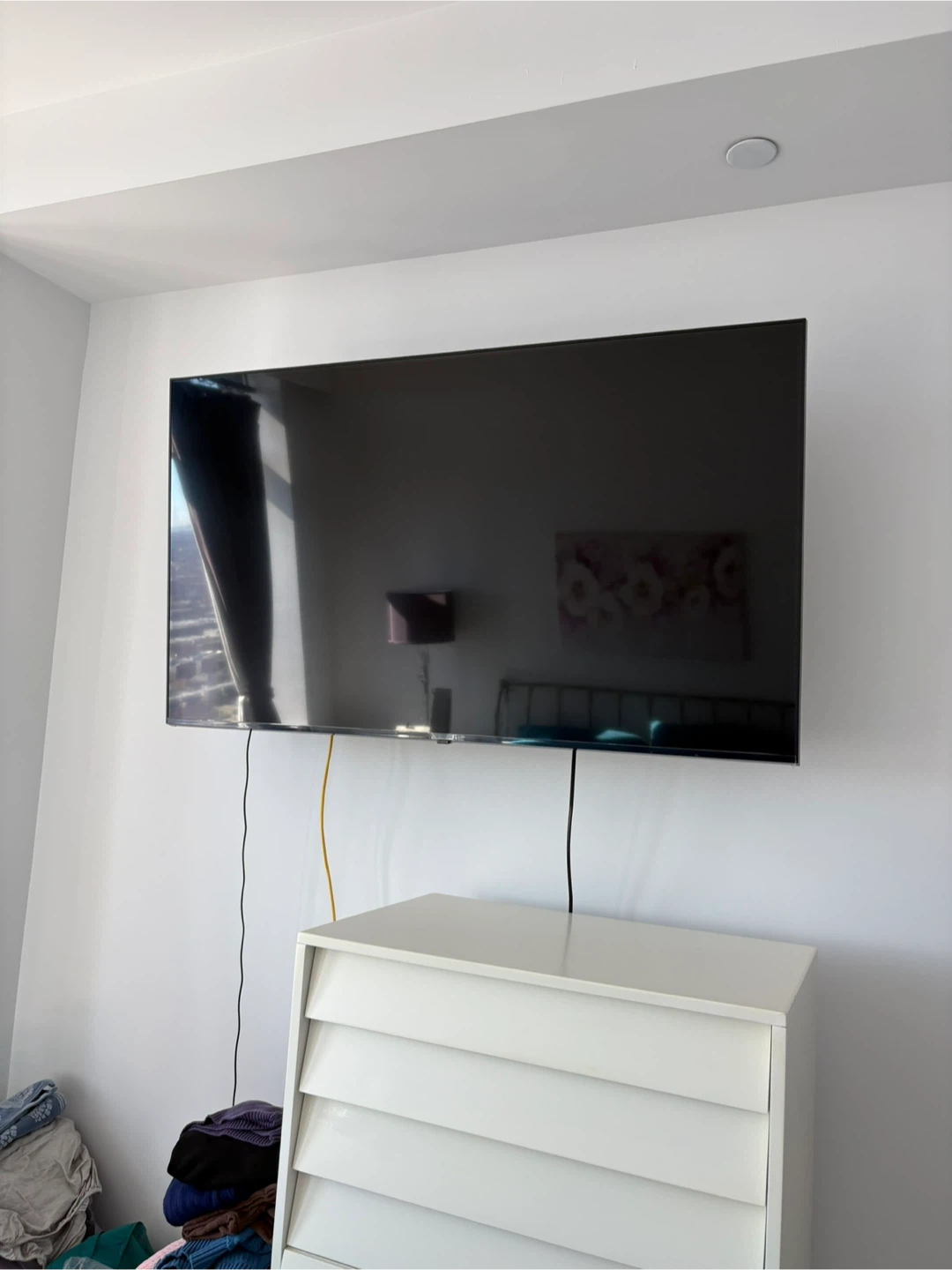 LG Samsung 55-inch TV