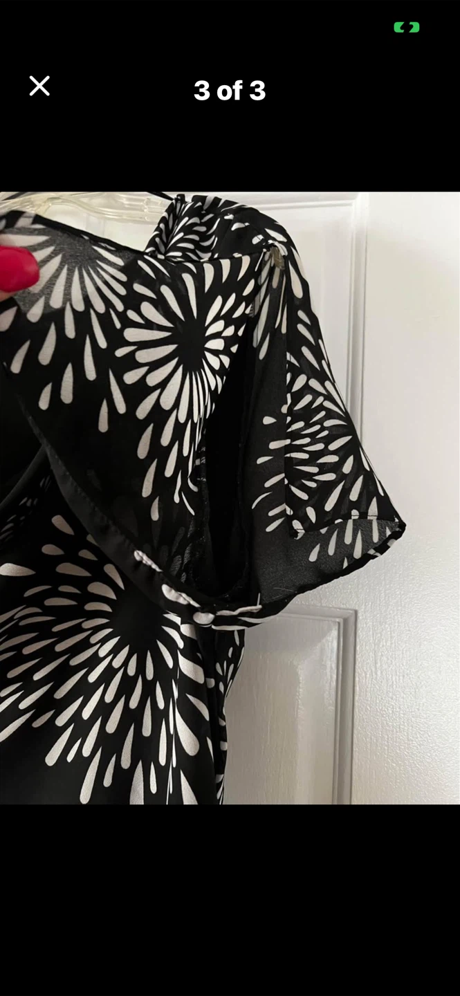 Women's Black and White Floral Print Dress - photo 3