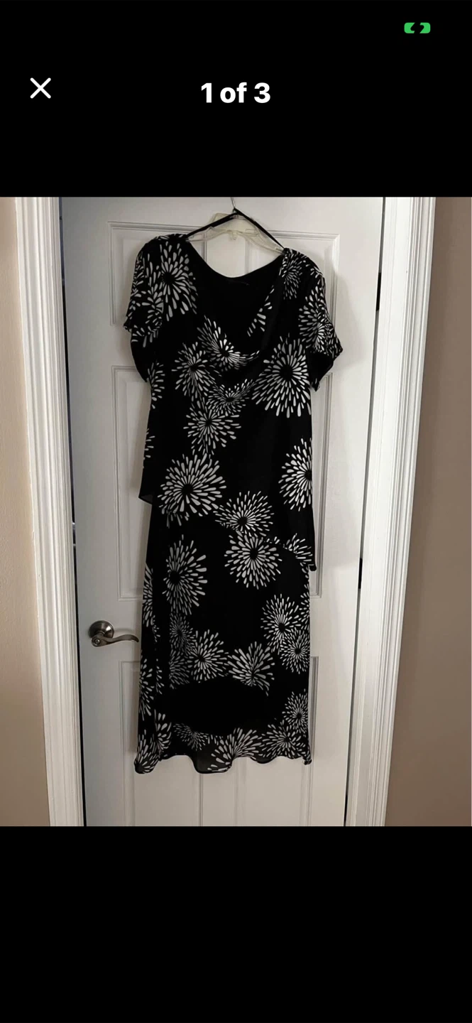 Women's Black and White Floral Print Dress