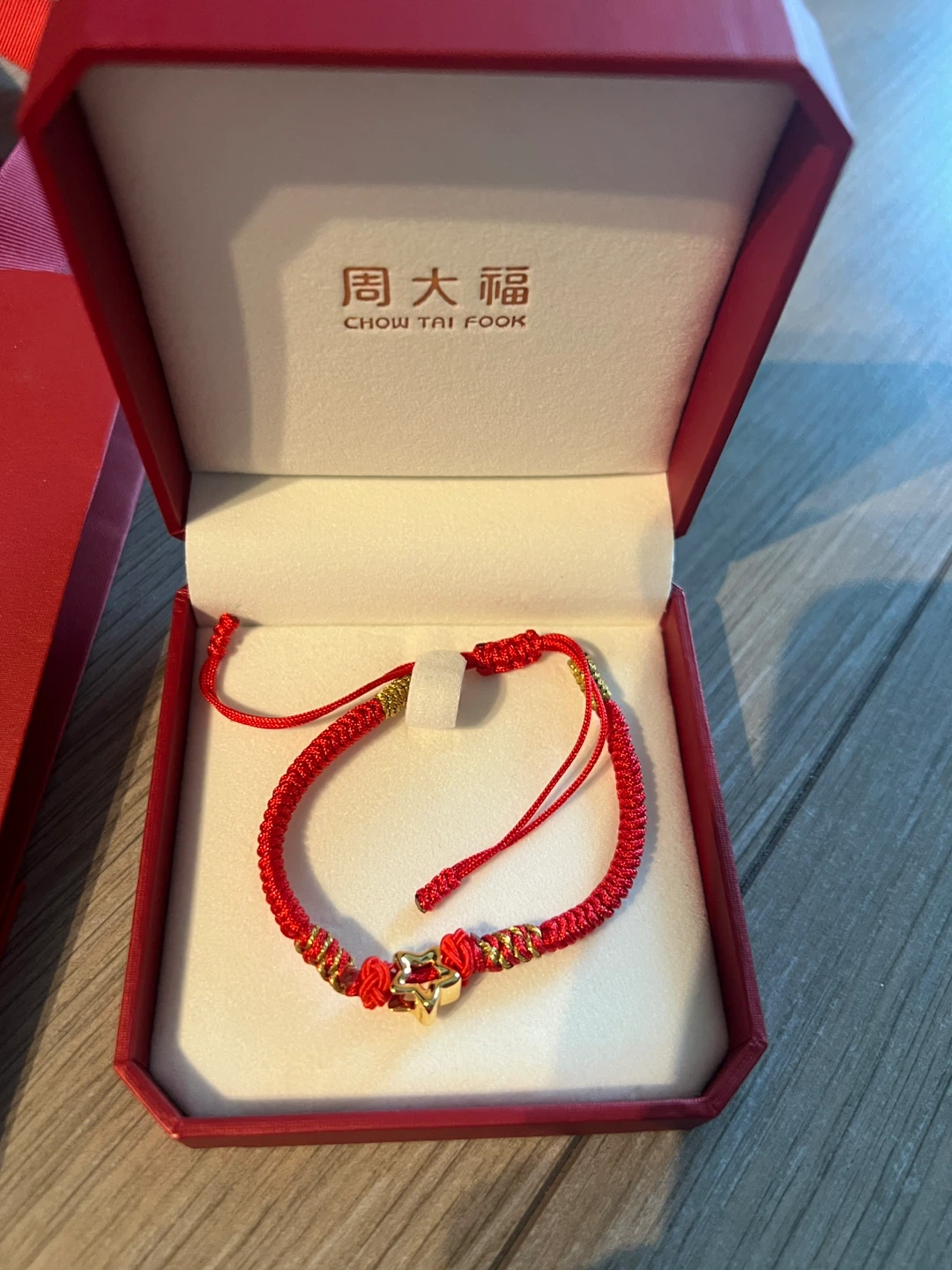 Chow Tai Fook Red String Bracelet - photo 2