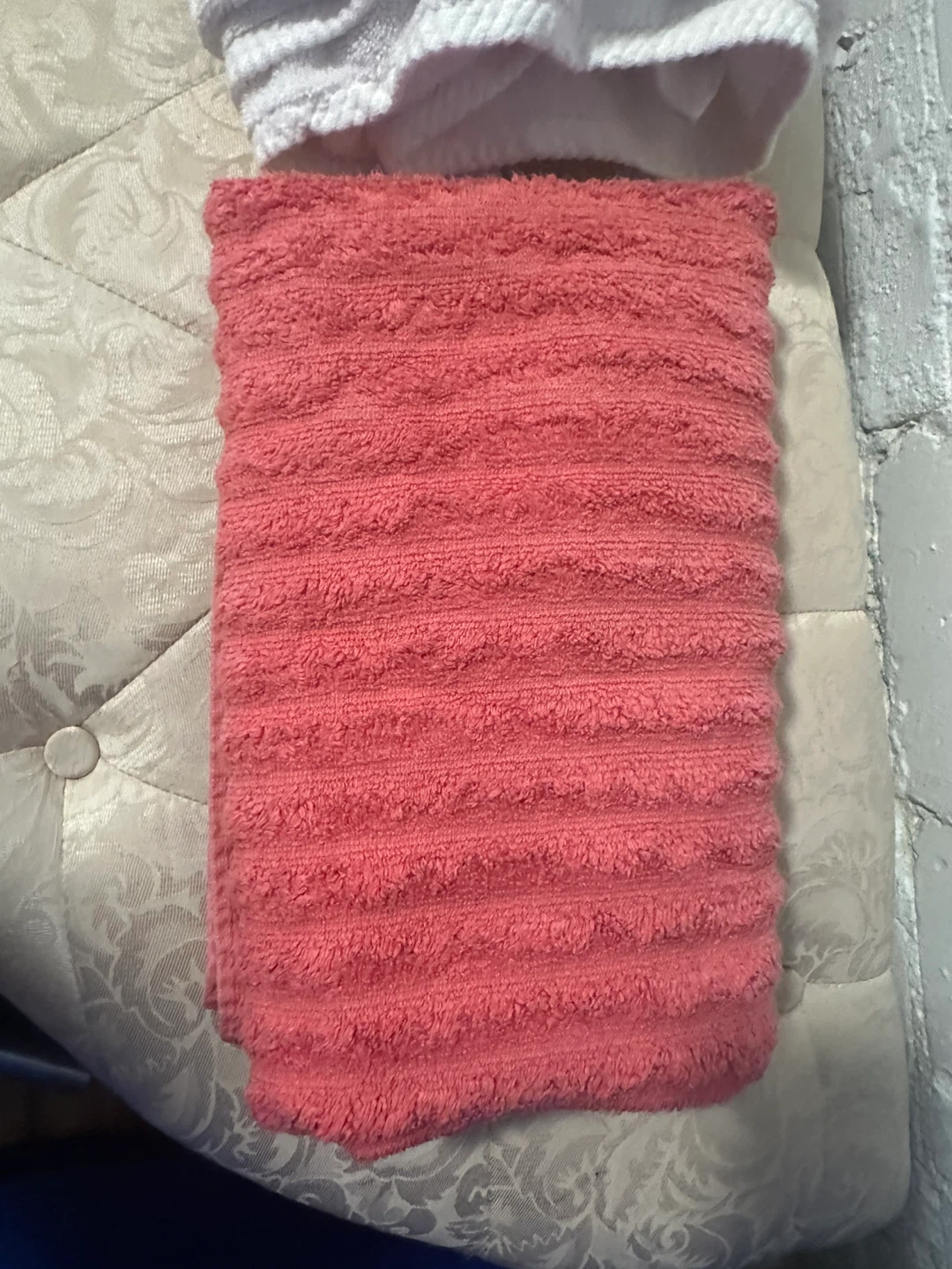 2 Towels - photo 4