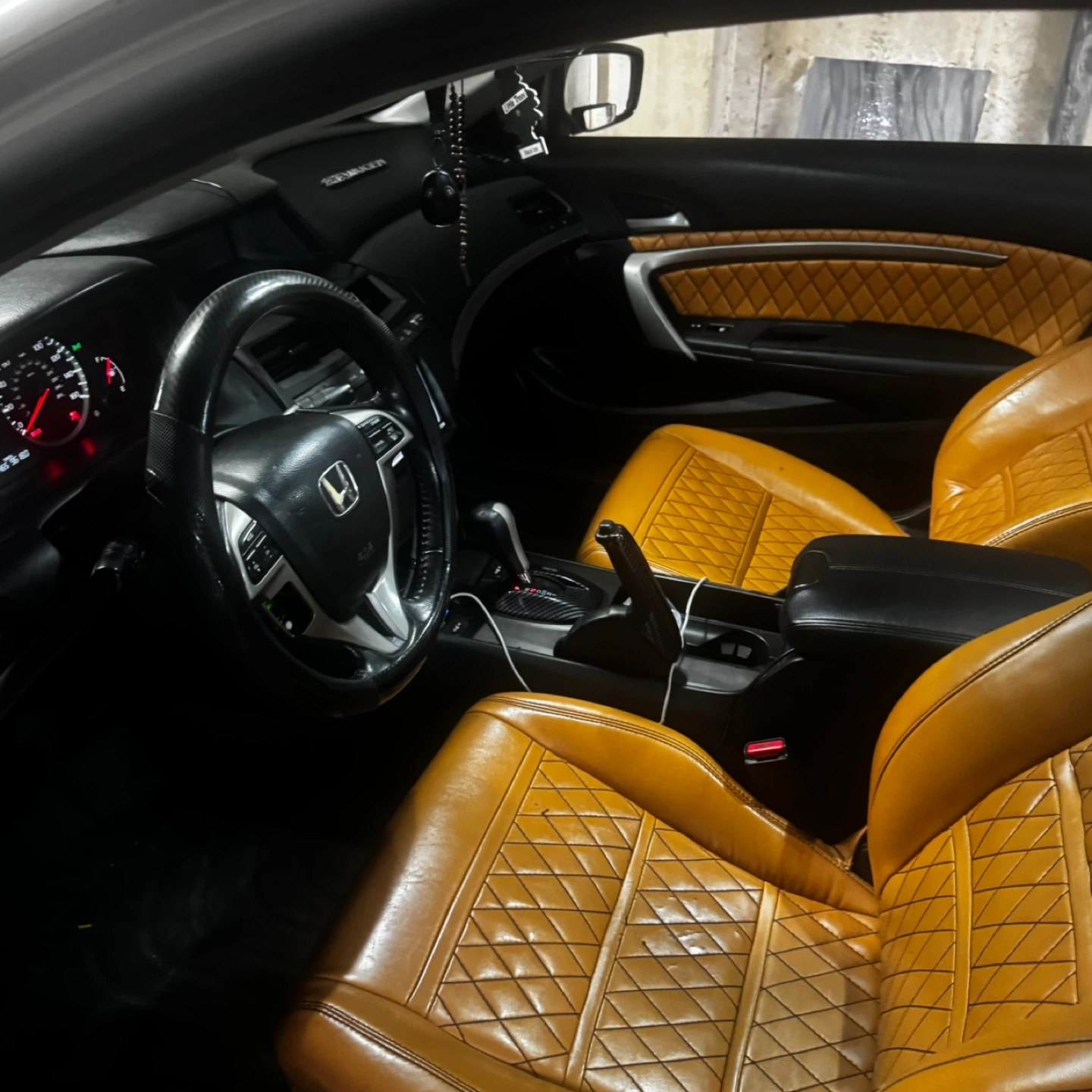 2010 Honda Accord Coupe EXL - photo 2