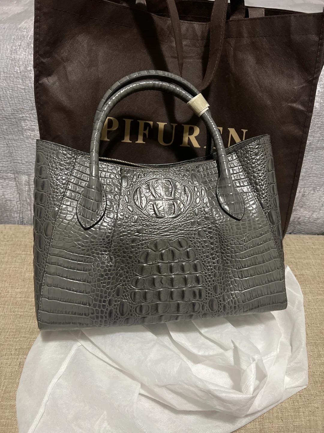 PIFUREN Crocodile Embossed Tote Bag - photo 2