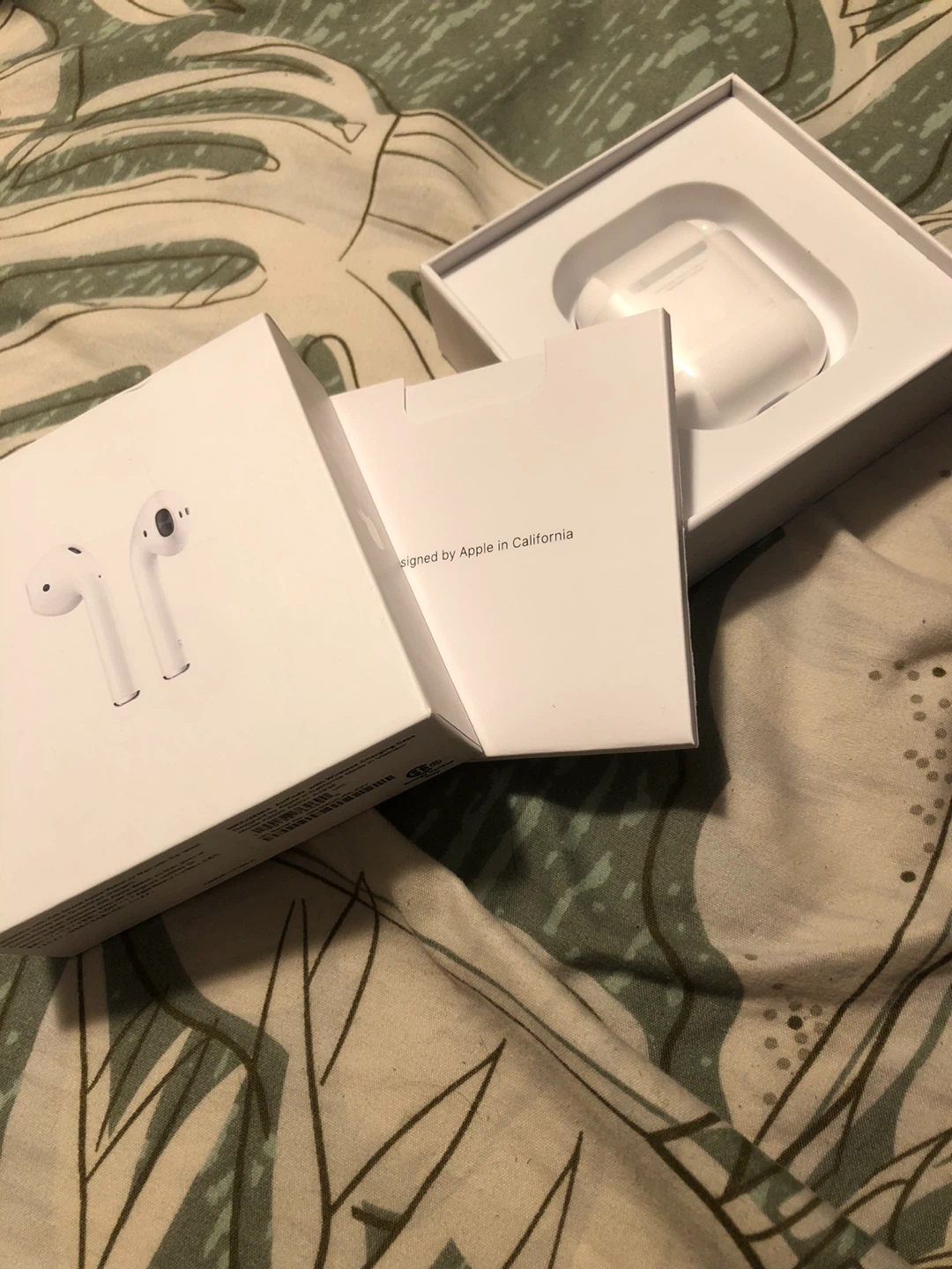 BNIB Apple AirPods with Charging Case - photo 3