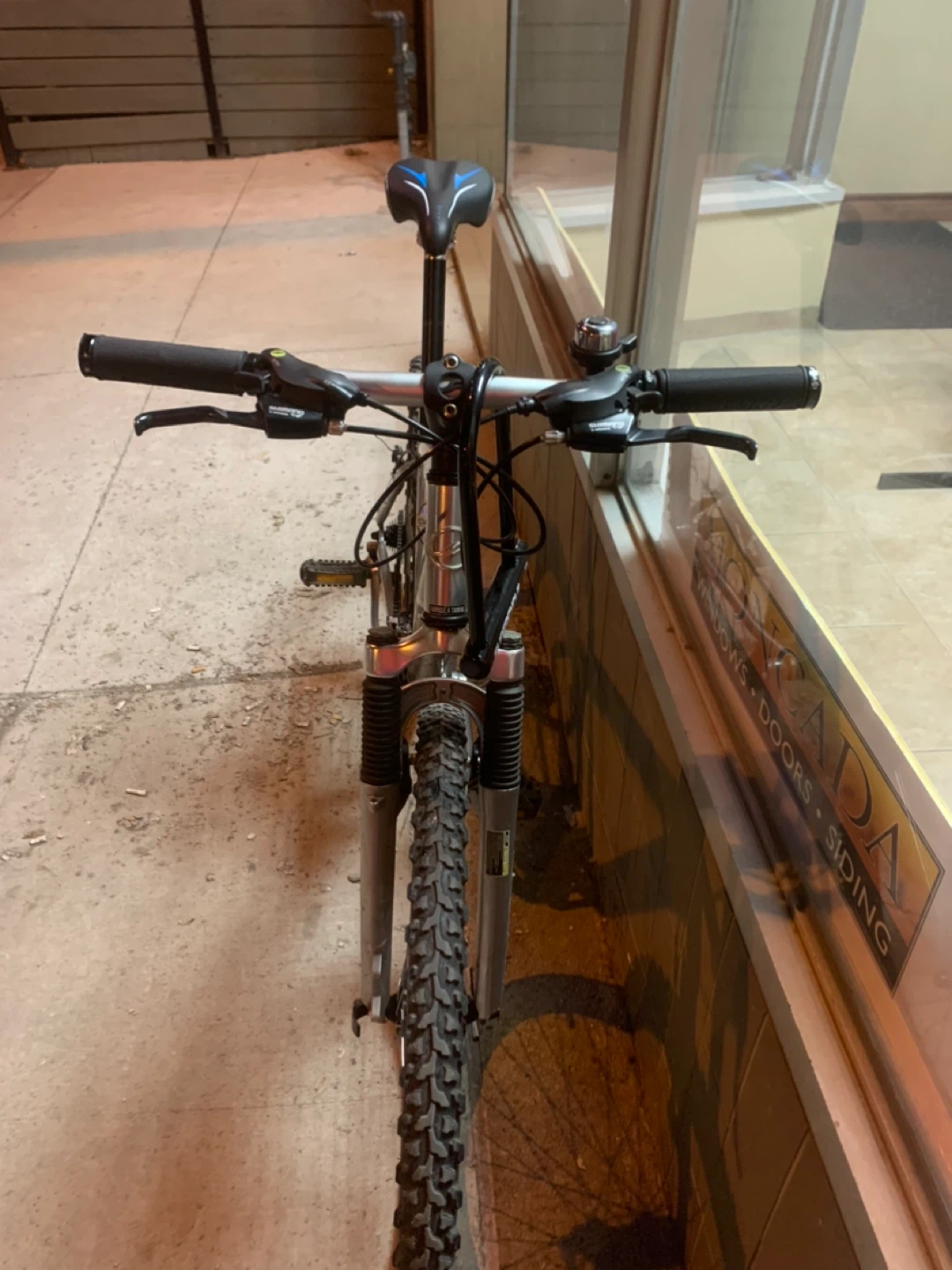 Giant Mountain Bike - photo 3