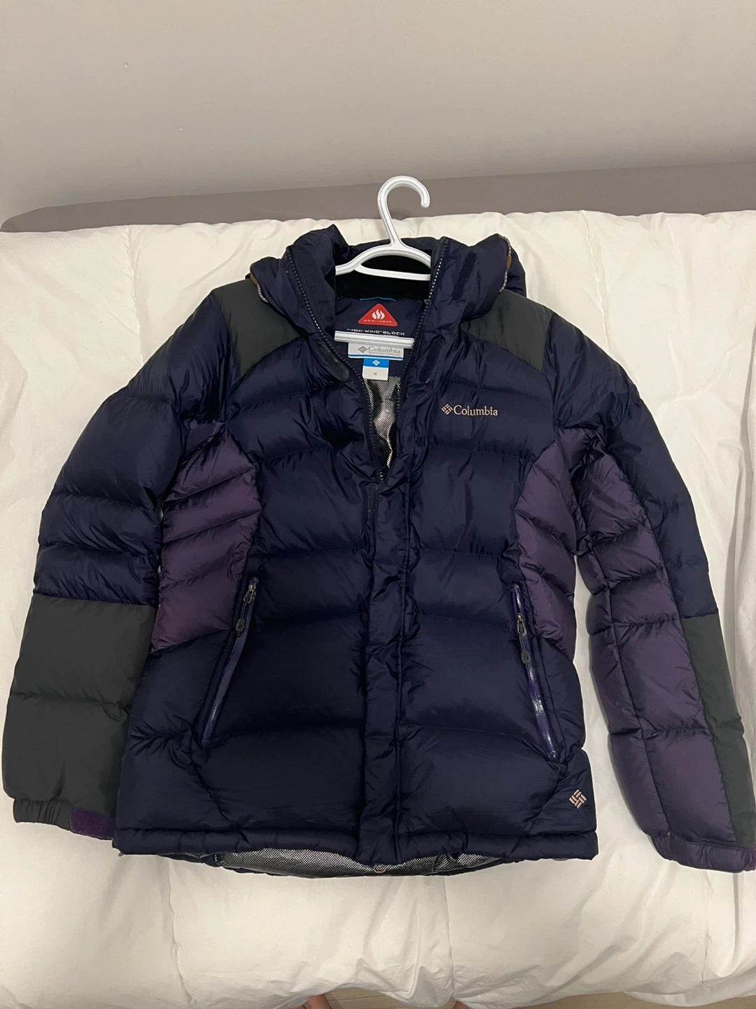 Columbia wind block Puffer Jacket - Navy Purple Black