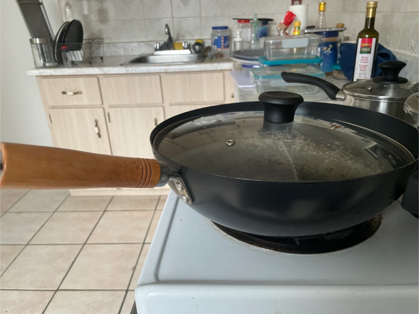 MUST GO OUT TODAY: Wok with Glass Lid - Partly Seasoned