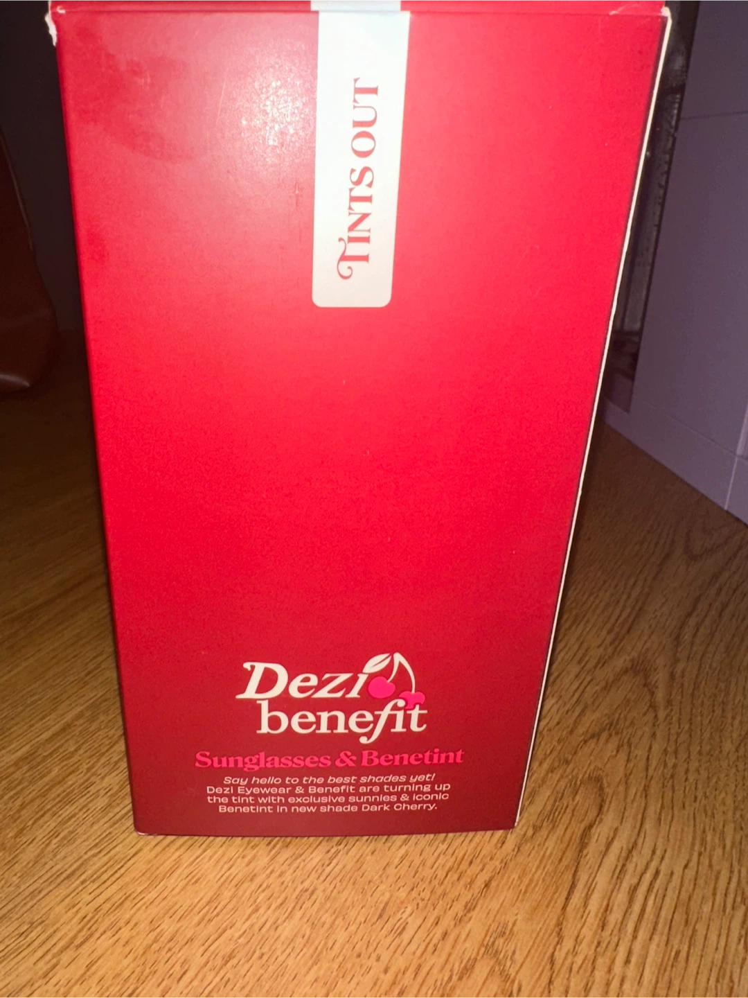 Benefit Cosmetics Dez x Benefit Sunglasses & Benetint Set - photo 3