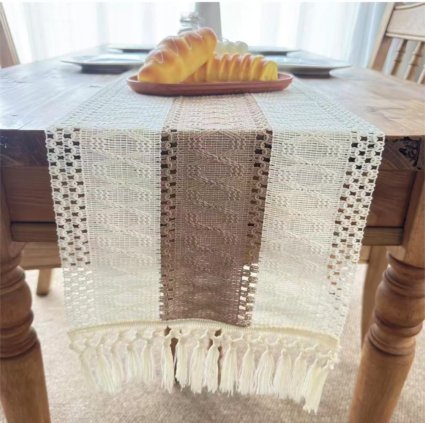 Macrame Table Runner with Tassels - photo 3
