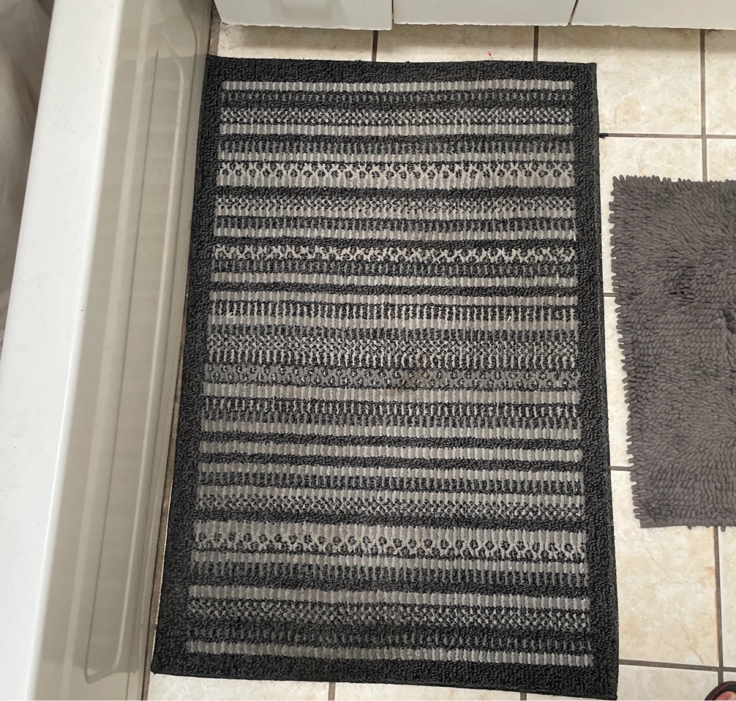 2 Bath Mats - photo 2