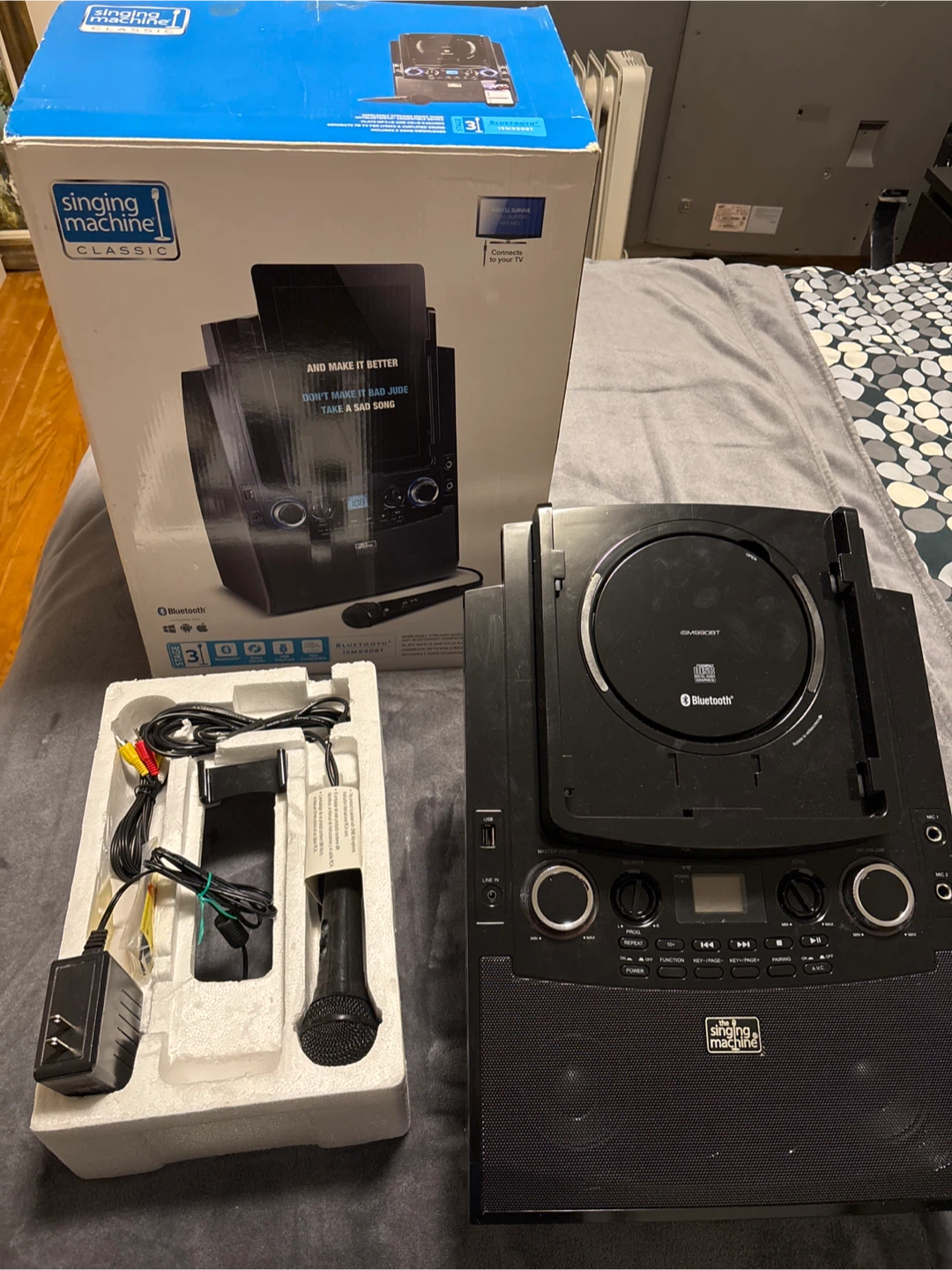 Singing Machine Classic Bluetooth CDG Karaoke Player ISM990BT