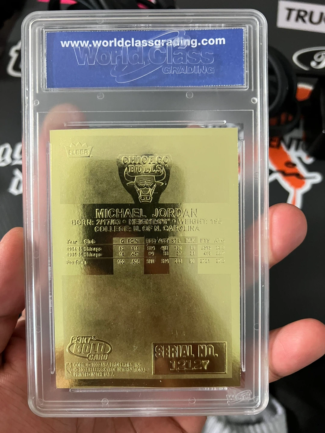 1998 Fleer 23kt Gold Michael Jordan - photo 2