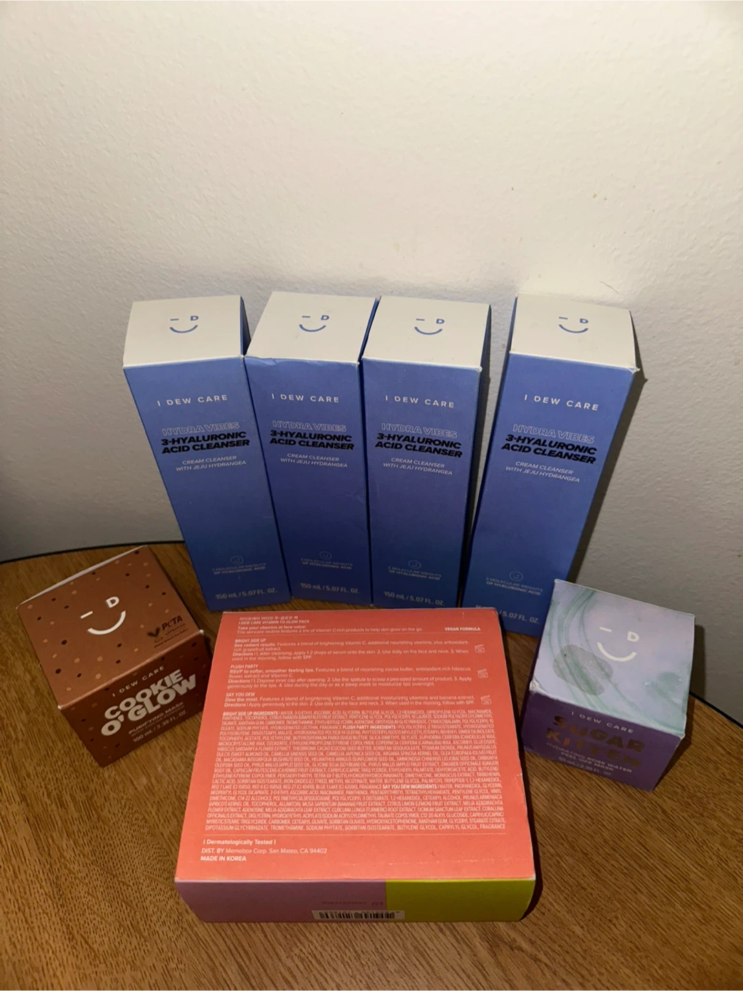 Hyaluronic Acid Cleansers & Vitamin C Trio Kit & Face masks - photo 2