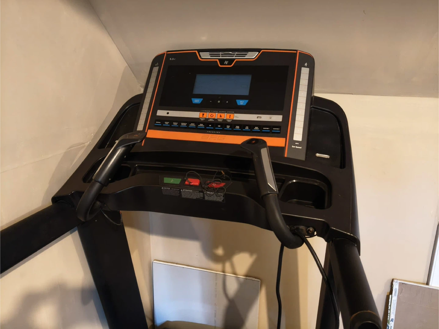 AFG 5.3 AT Treadmill