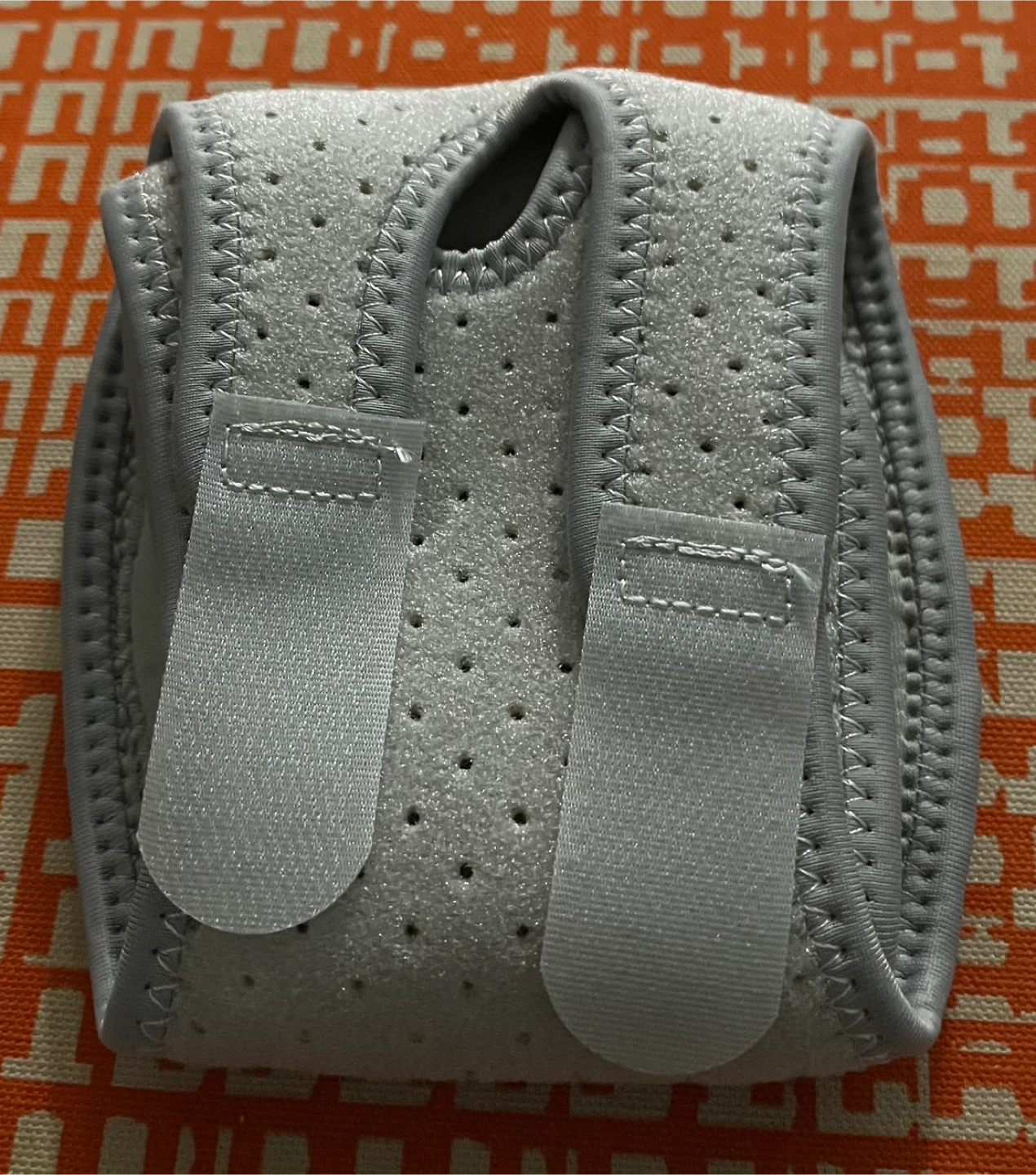 Neoprene Knee Brace with Patella Opening - photo 3