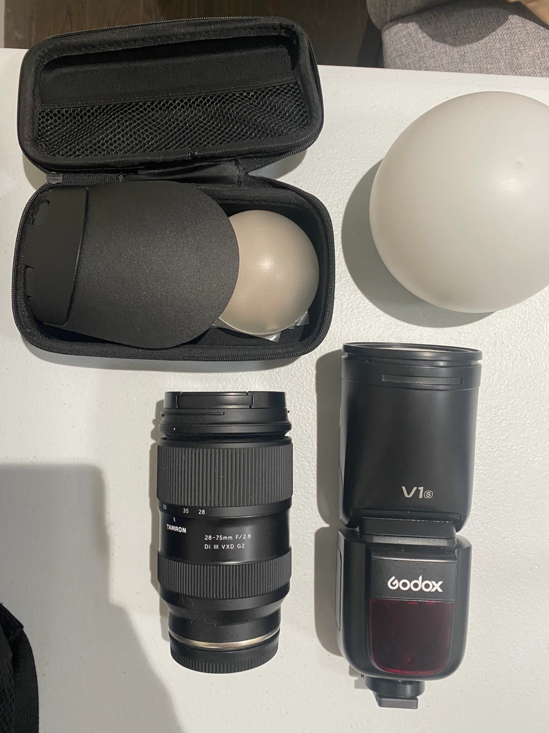 Godox V1S Speedlite Flash Kit with Tamron 28-75mm F2.8 Lens