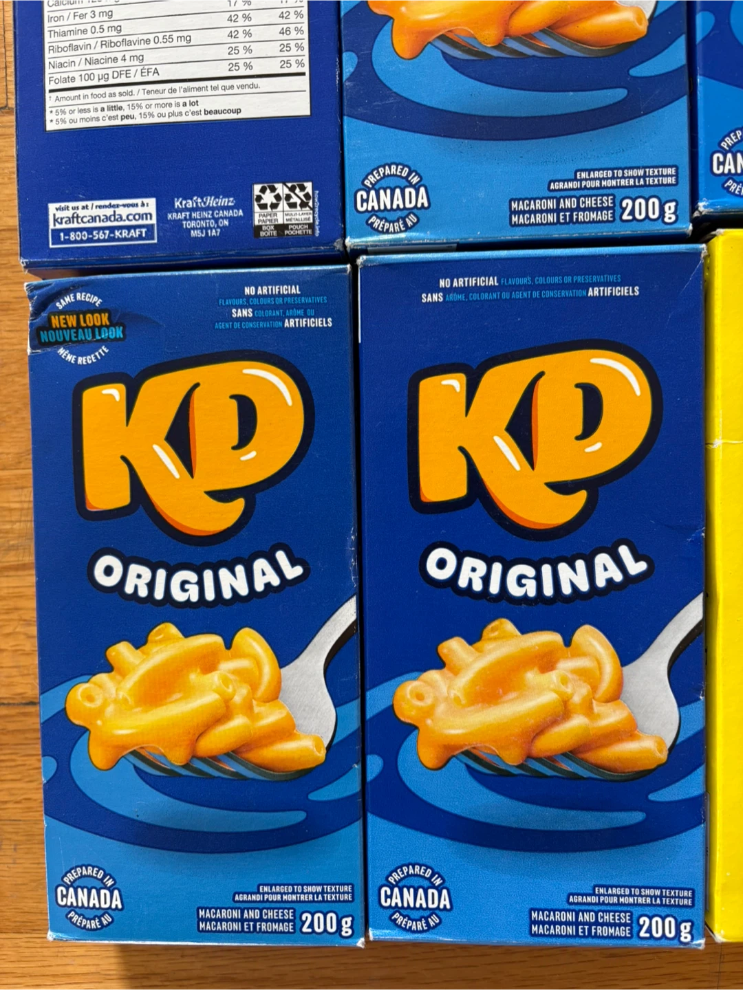 Kraft Dinner Original Macaroni & Cheese 200g Boxes (Lot of 10) - photo 2