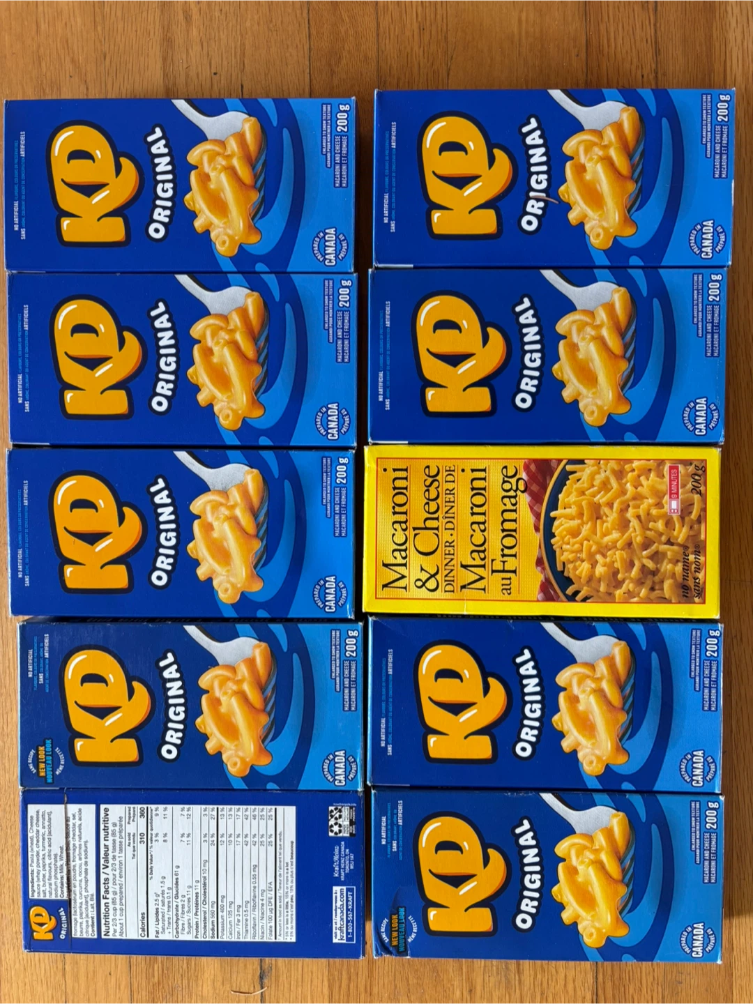 Kraft Dinner Original Macaroni & Cheese 200g Boxes (Lot of 10)