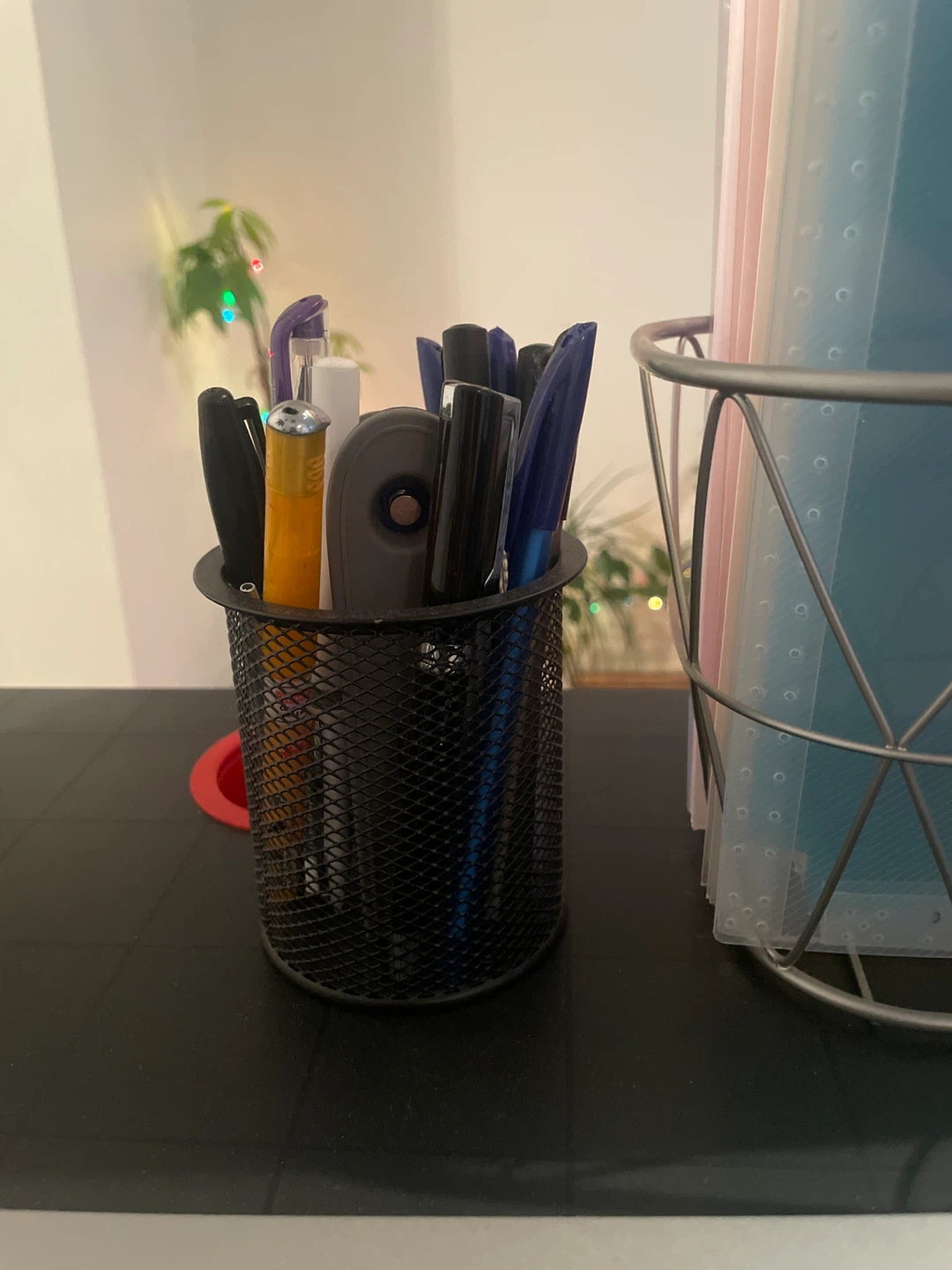 LAST MOVEOUT WEEK: Metal Desk Organizer + Pen Holder - photo 3