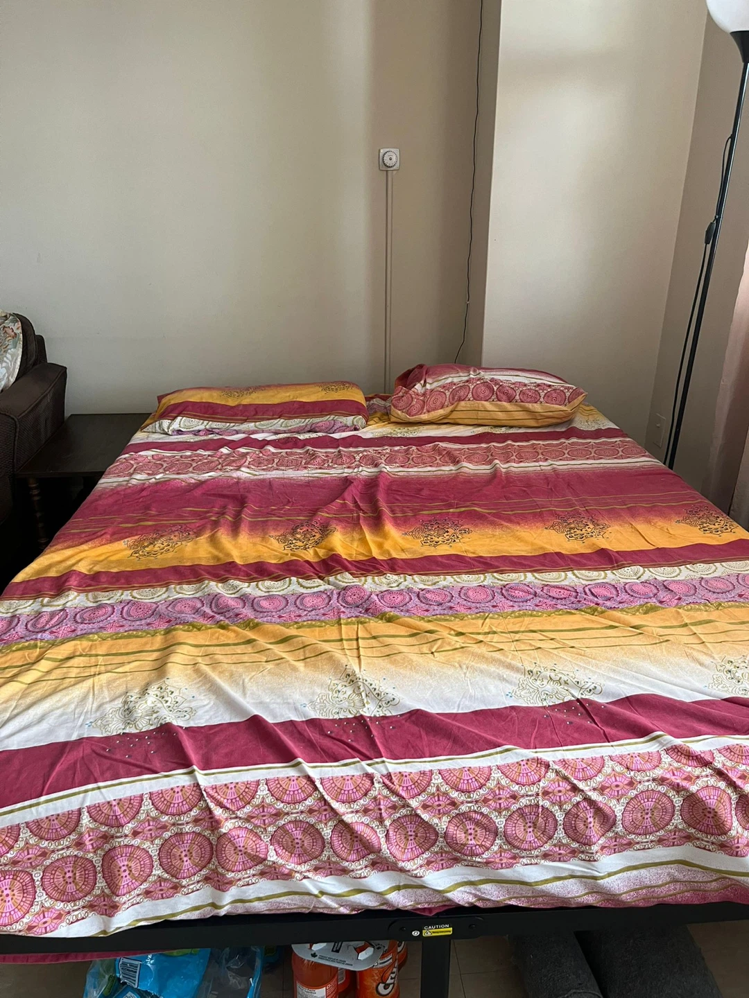 Queen Size Bed - photo 5