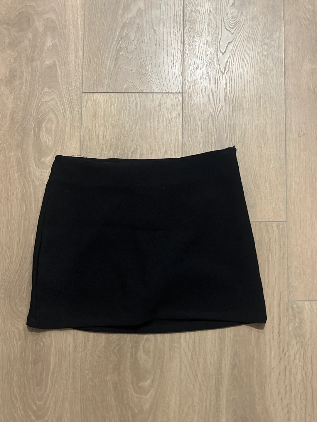 SHEIN Black mini Skirt