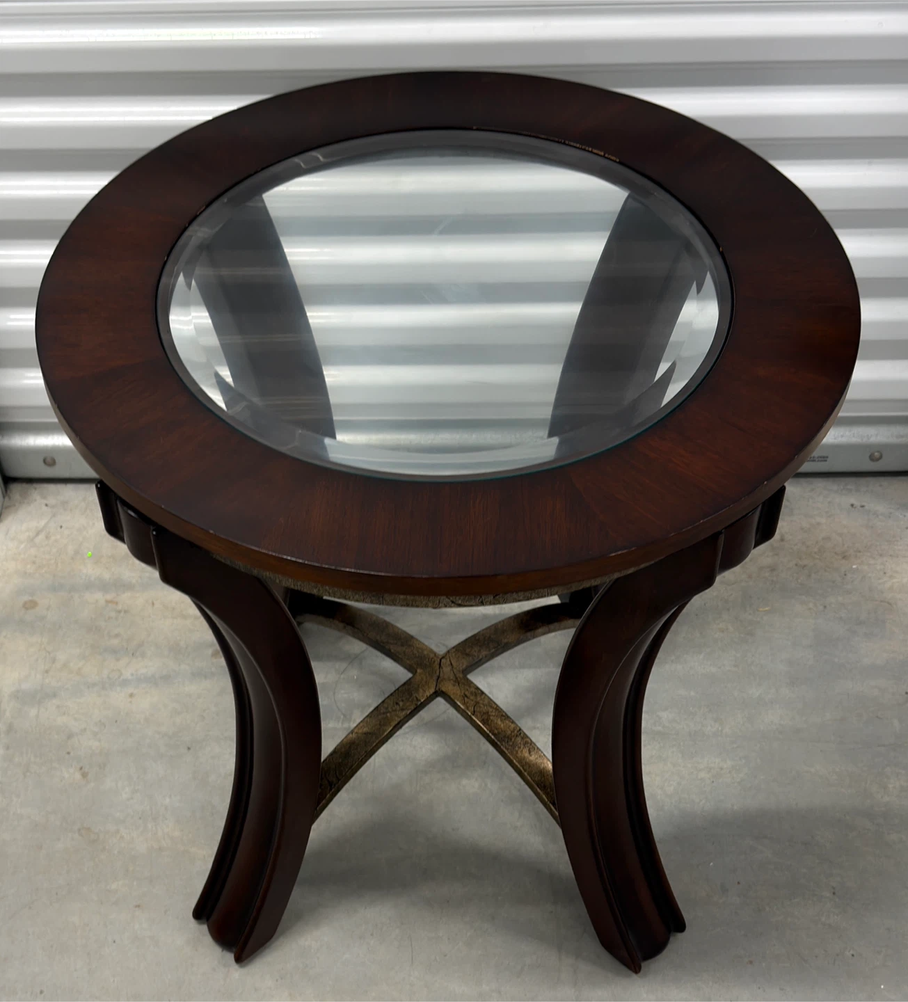 Round Glass Top Accent Table - photo 3