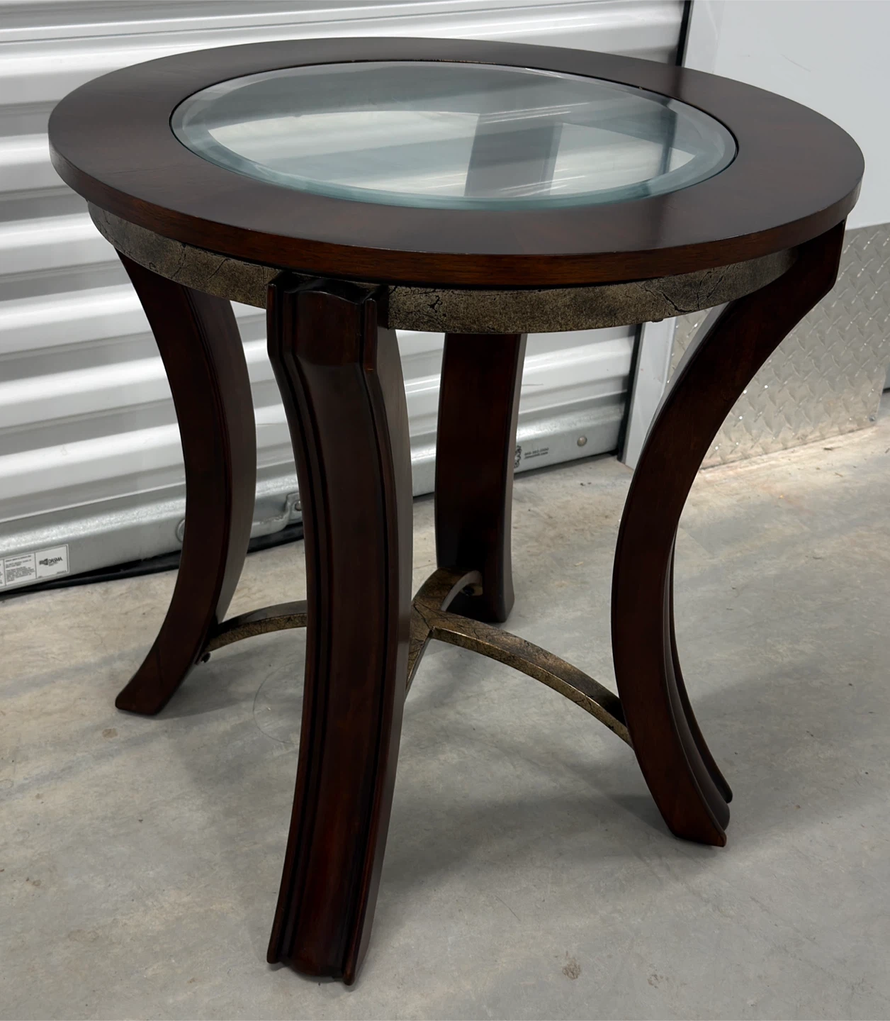 Round Glass Top Accent Table - photo 2