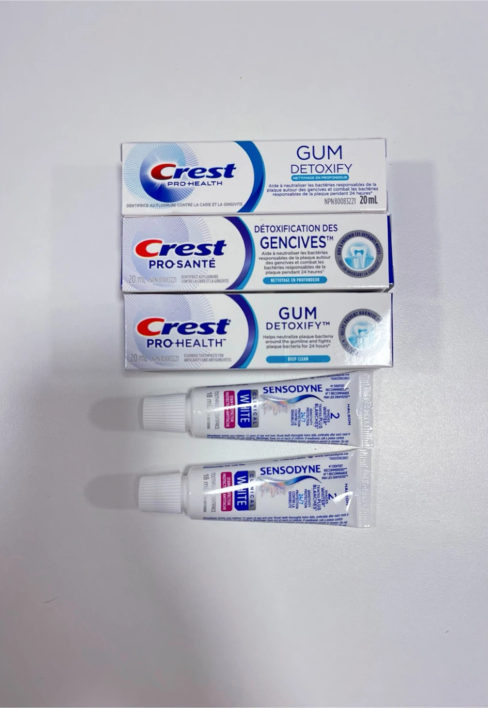 Crest Gum Detoxify & Sensodyne Clinical White Toothpaste Bundle
