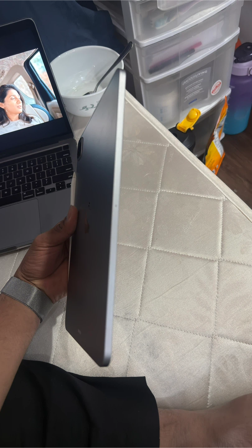Apple iPad Pro 11-inch (4th Gen) M2 Chip 256GB - photo 4