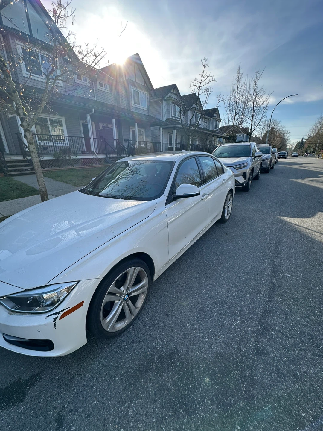 White BMW 3 Series Sedan - photo 2