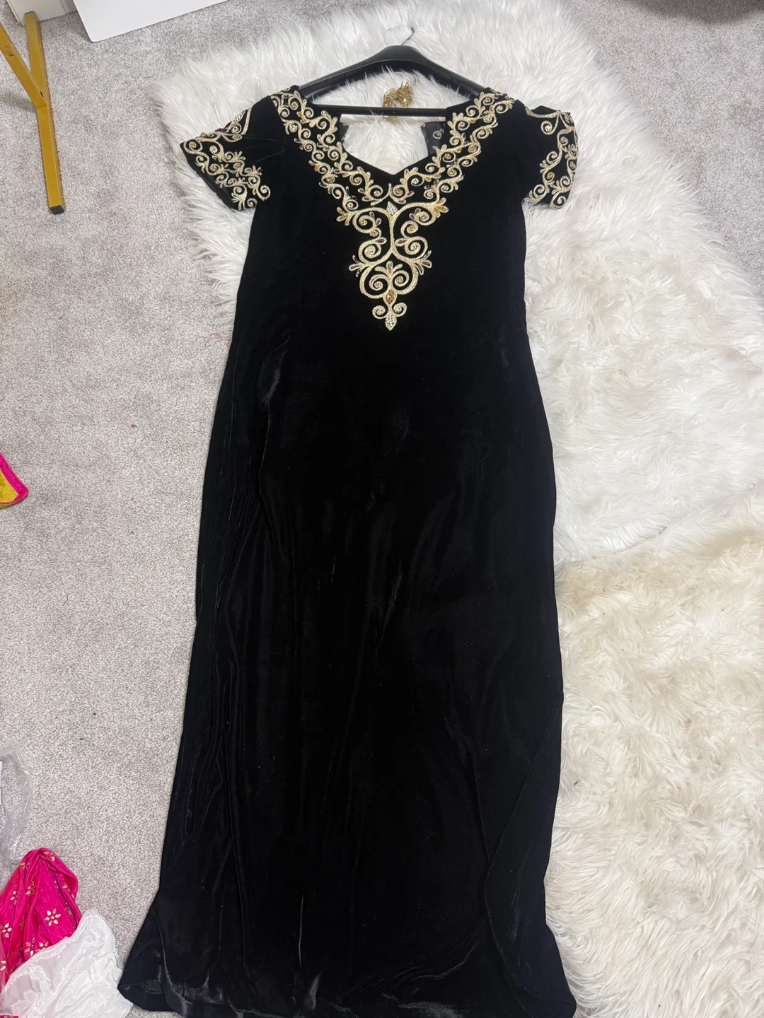 Black Velvet Dress with Gold Embroidery - photo 4