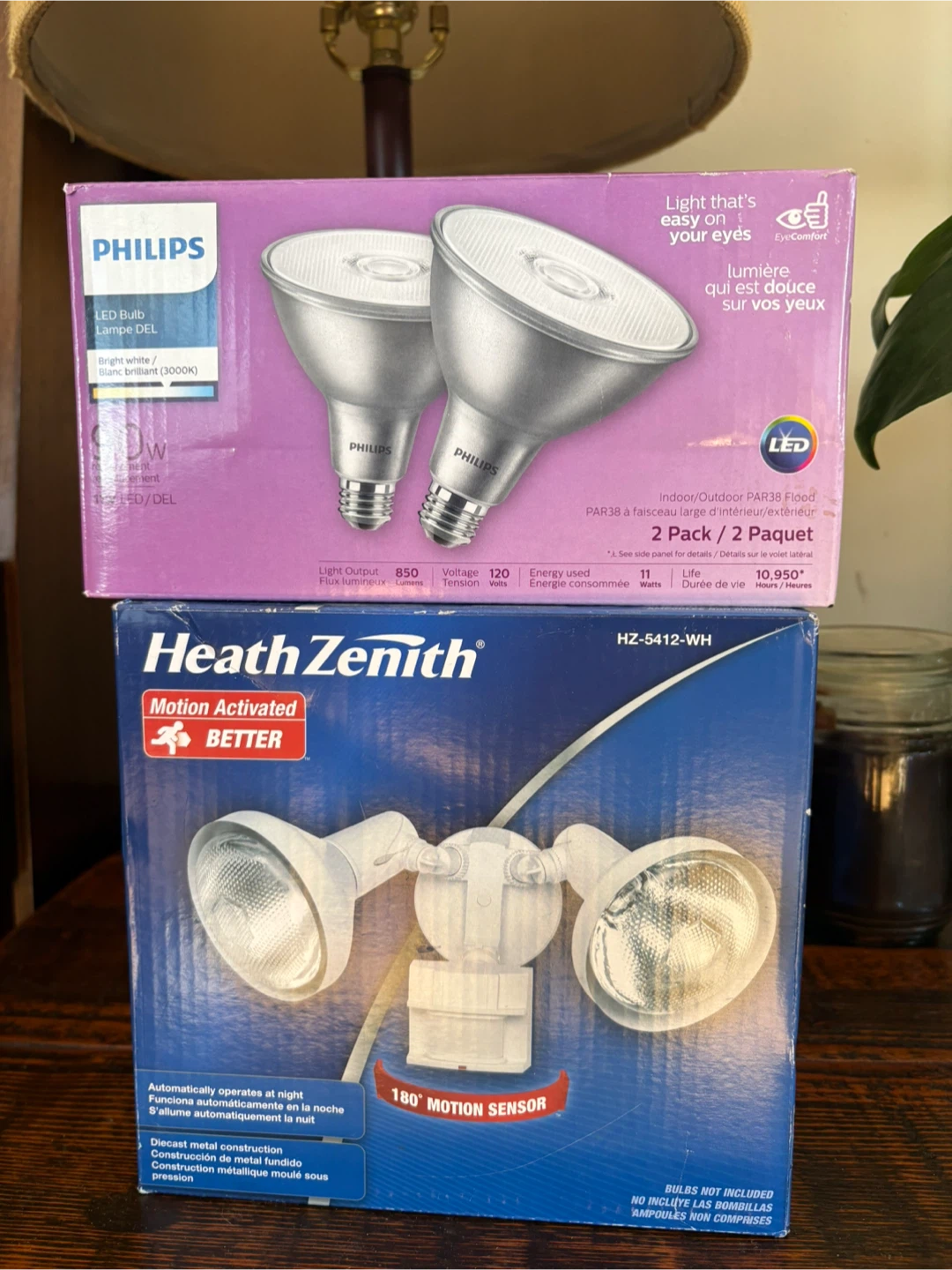 Heath Zenith Motion Activated Outdoor Light Fixture HZ-5412-WH