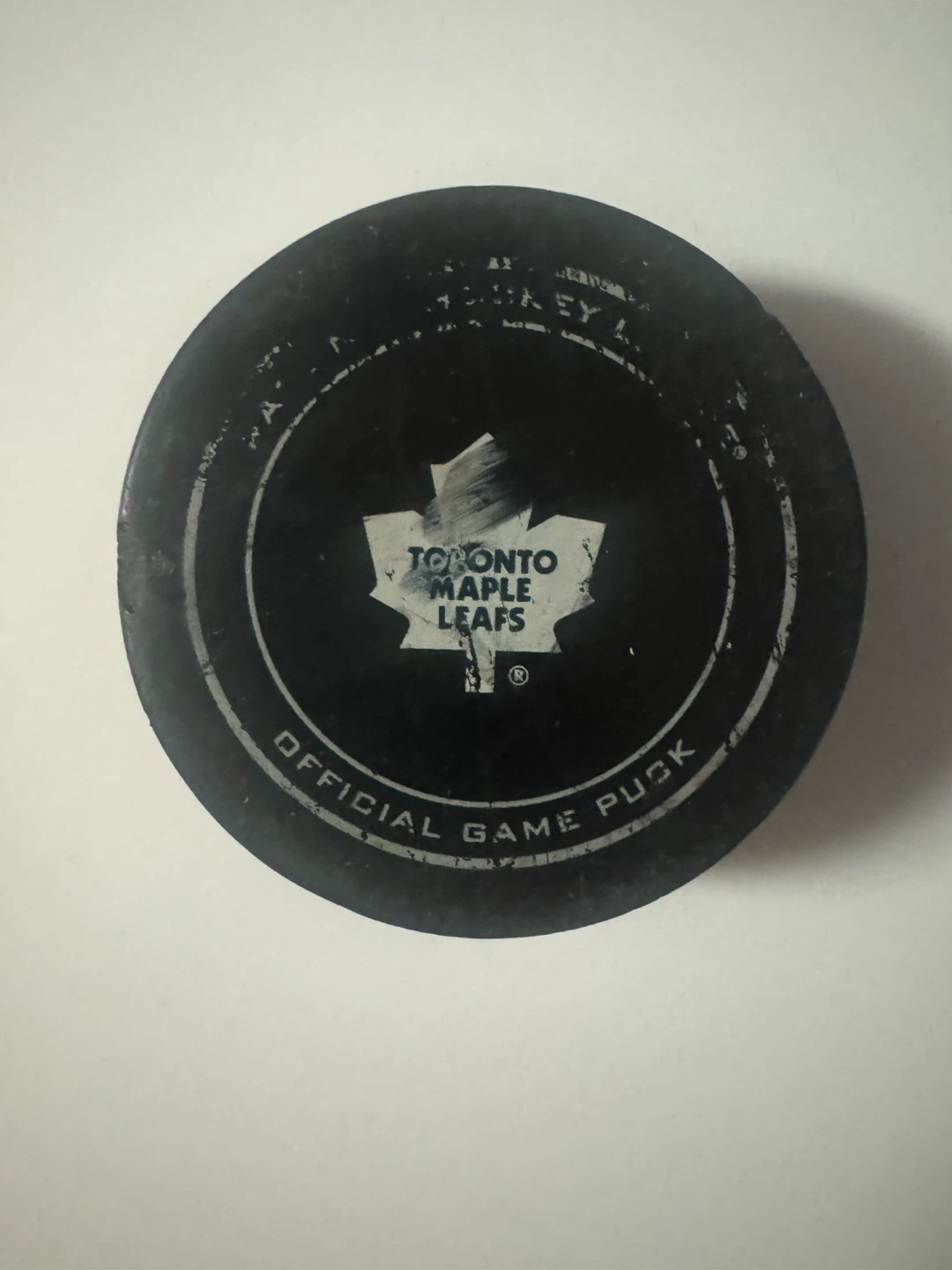 Official NHL Toronto Maple Leafs Game Puck