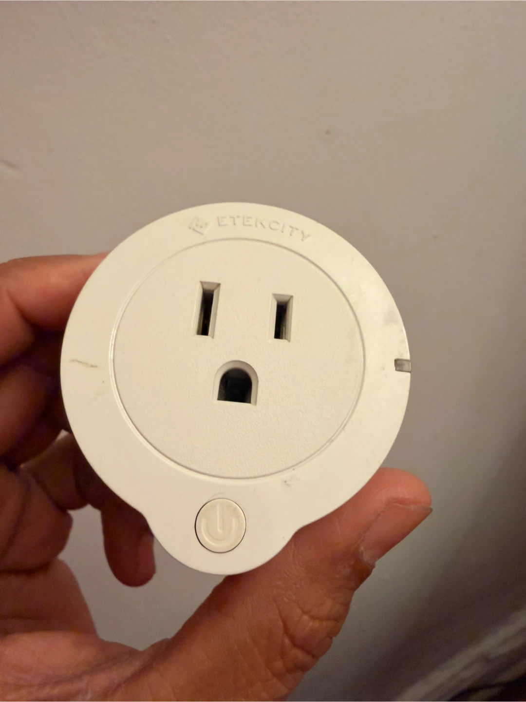 ETEKCITY Voltson Smart Wi-Fi Outlet Model ESW01-USA - photo 2
