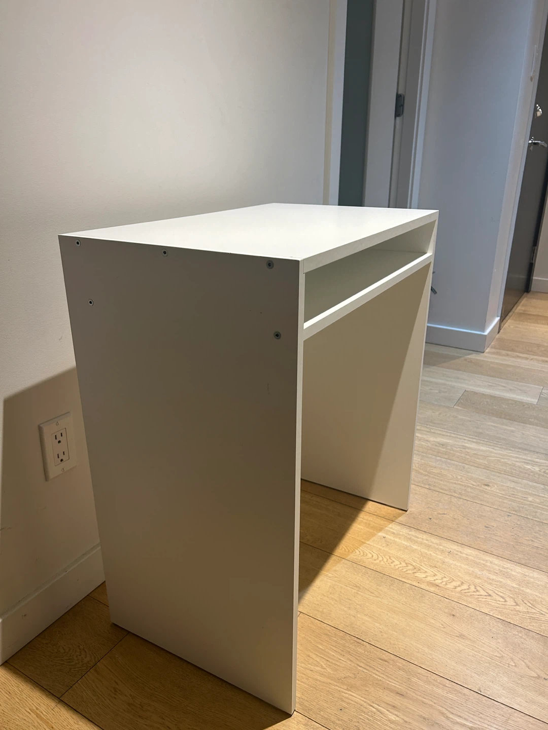 White Desk with Shelf - photo 3