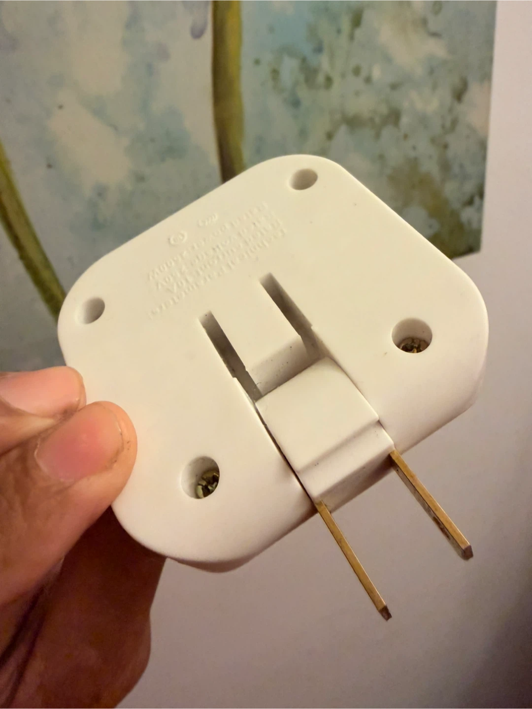 White Folding Extension Socket with 2 USB Ports - photo 3