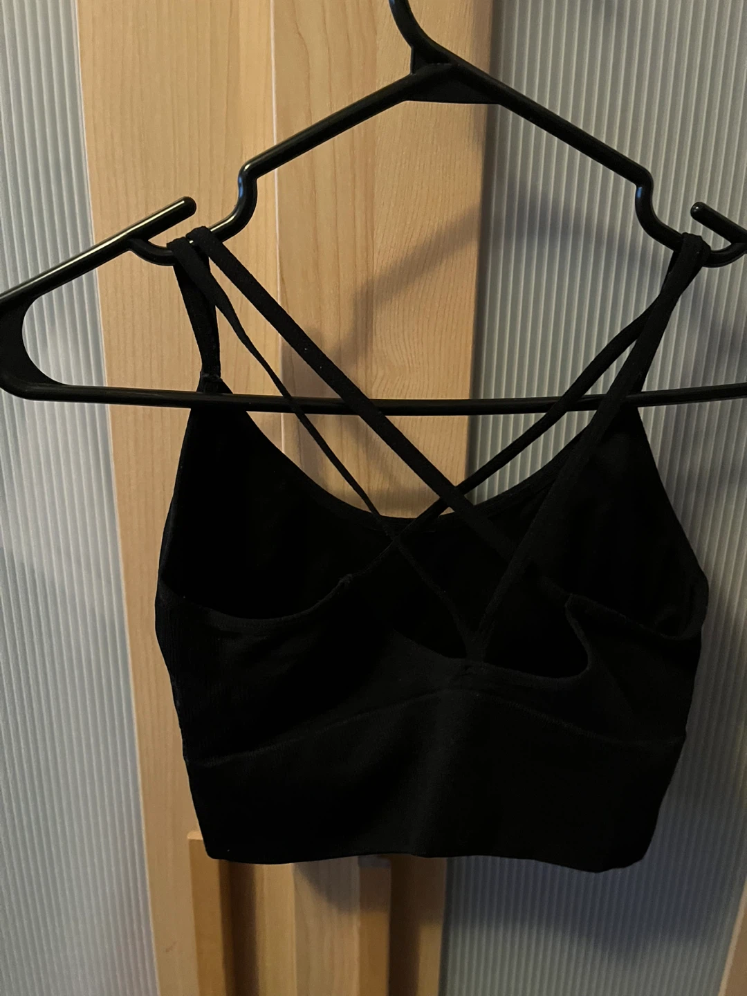 Black Criss-Cross Strap Crop Top - photo 2