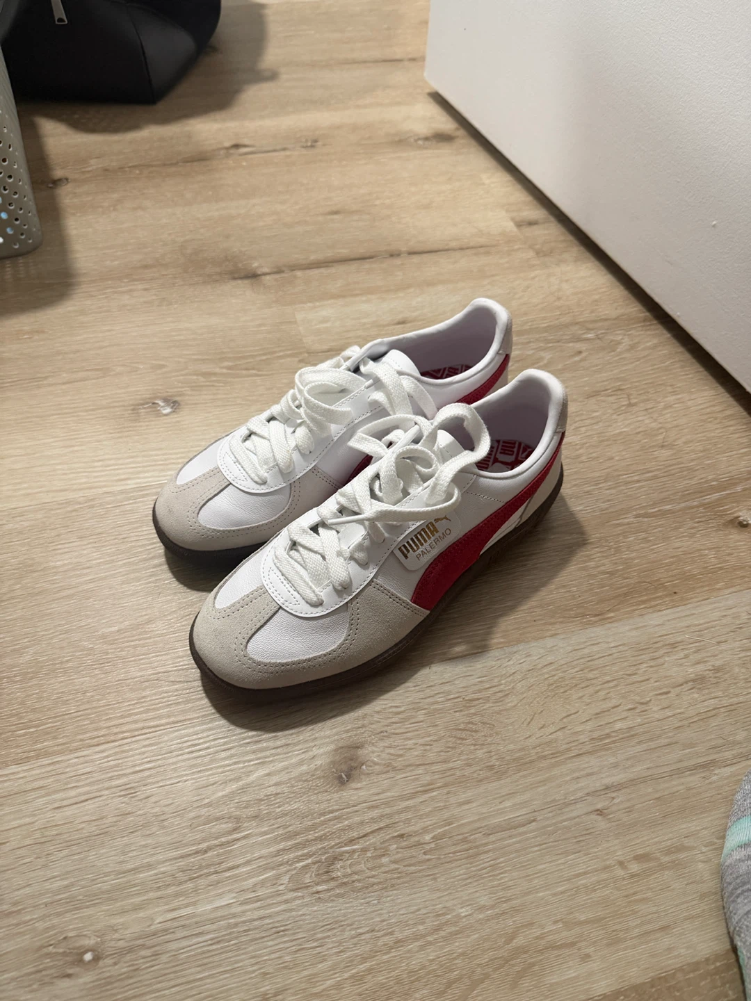 Puma PL Como LTHR Sneakers - White/Red