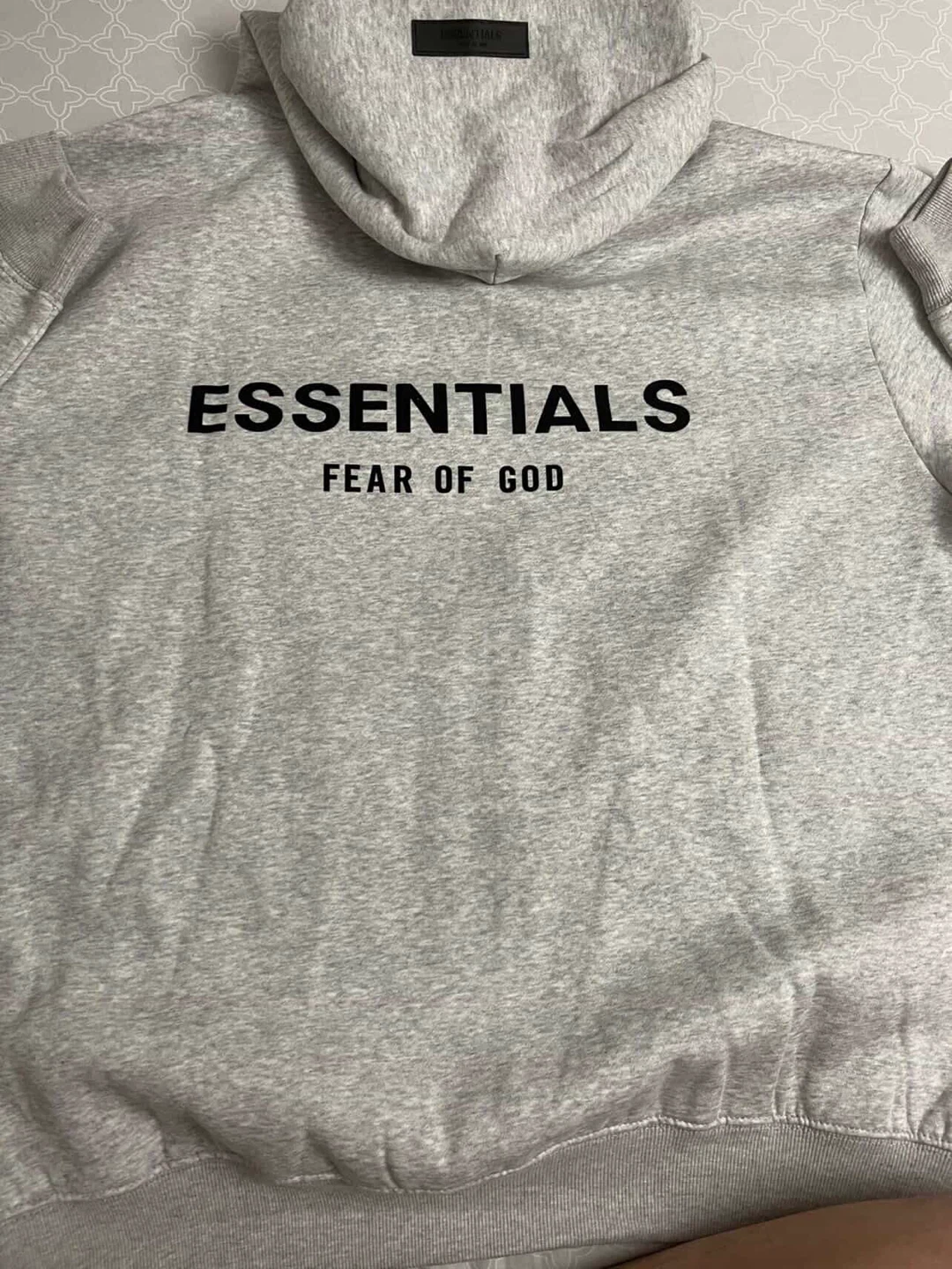 Essential hoodie