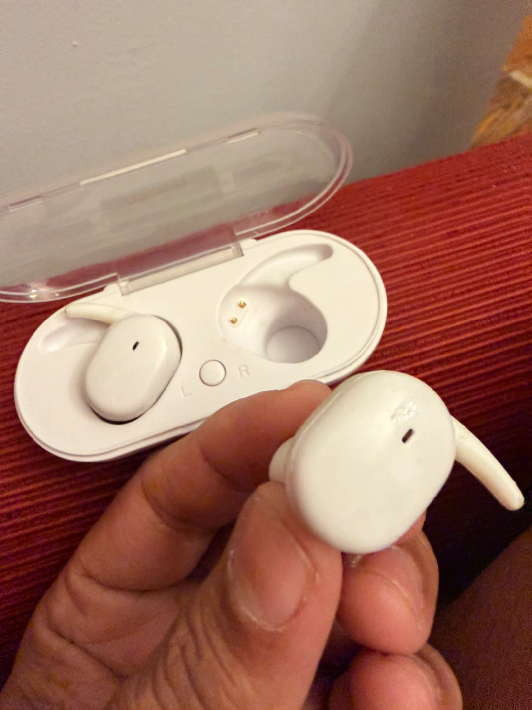 2Boom White True Wireless Earbuds with Charging Case - photo 3