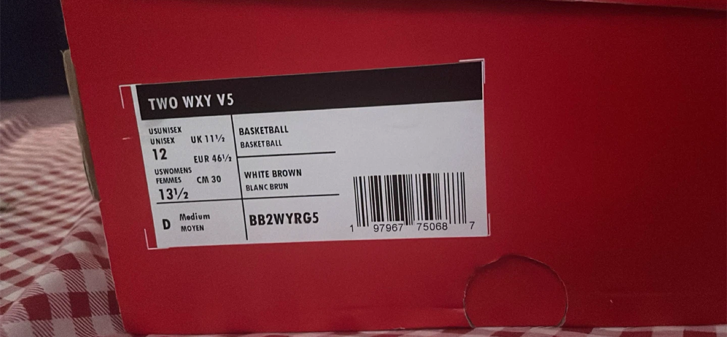 New Balance TWO WXY V5 Basketball Shoes - photo 4