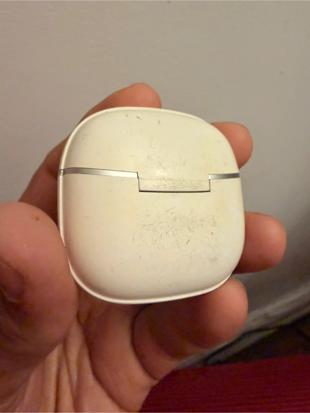Used White Wireless Earbuds Charging Case - photo 2