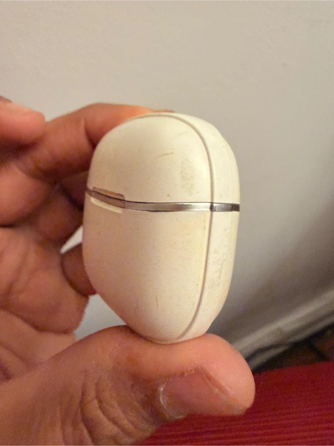 Used White Wireless Earbuds Charging Case - photo 3