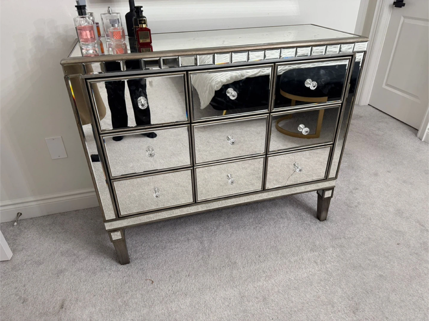 Mirrored Dresser with 9 Drawers