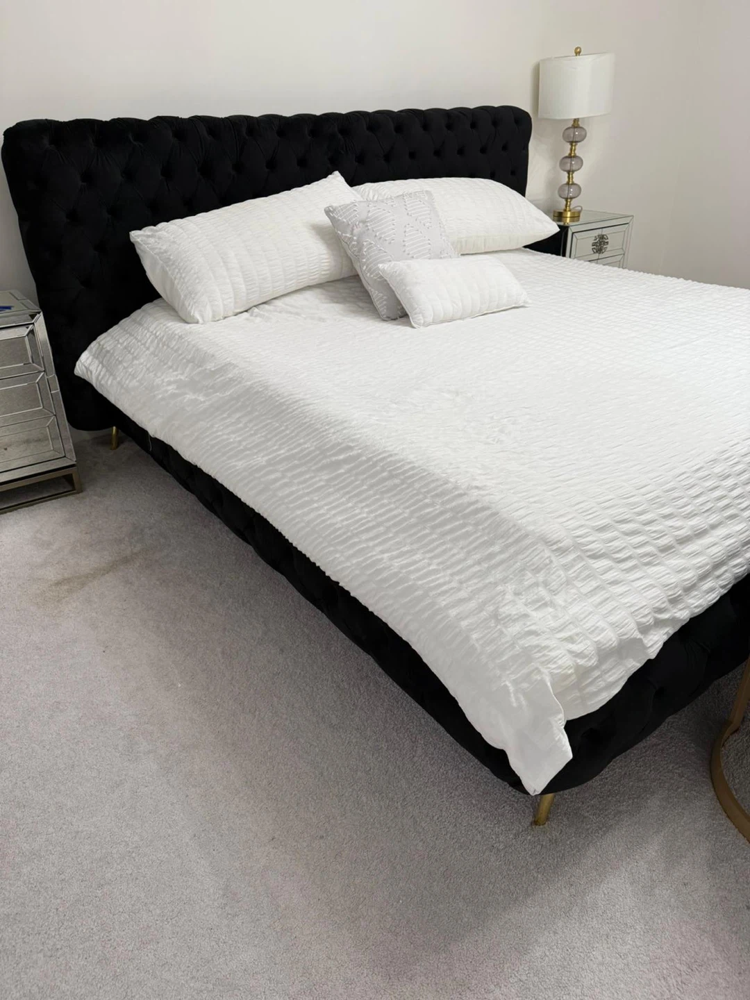 King Black Velvet Tufted Headboard Bed Frame