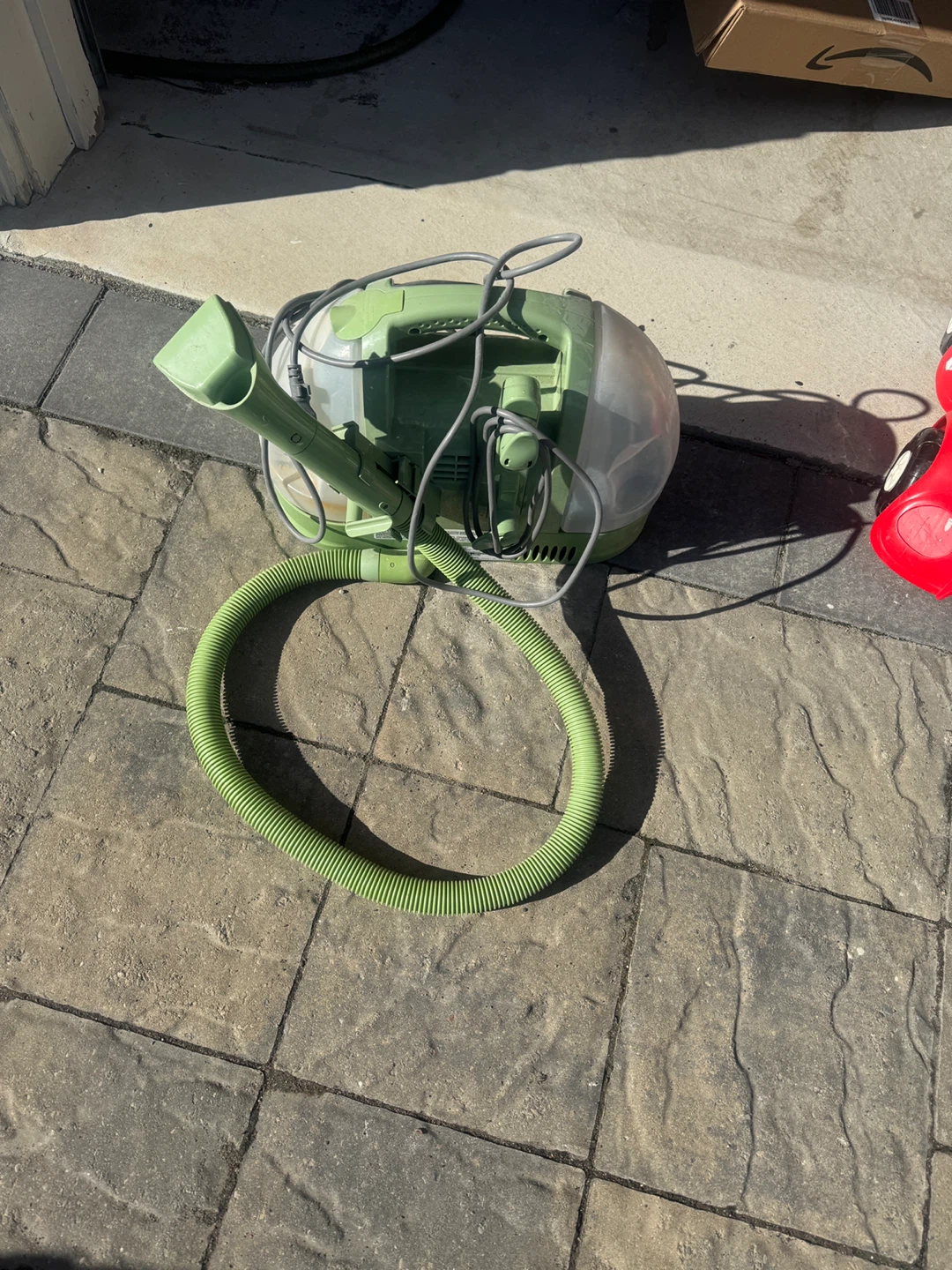 Green Portable Carpet Cleaner with Hose - photo 2