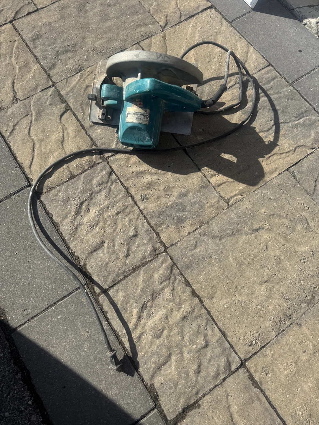 Makita 185mm Circular Saw Model 5007NB - photo 5