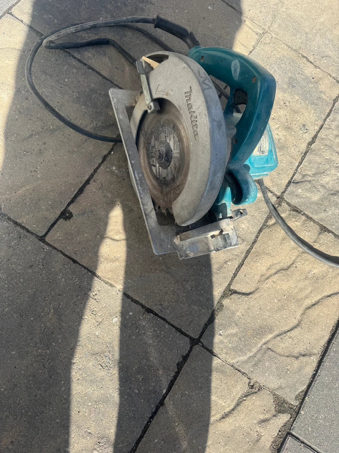 Makita 185mm Circular Saw Model 5007NB - photo 3