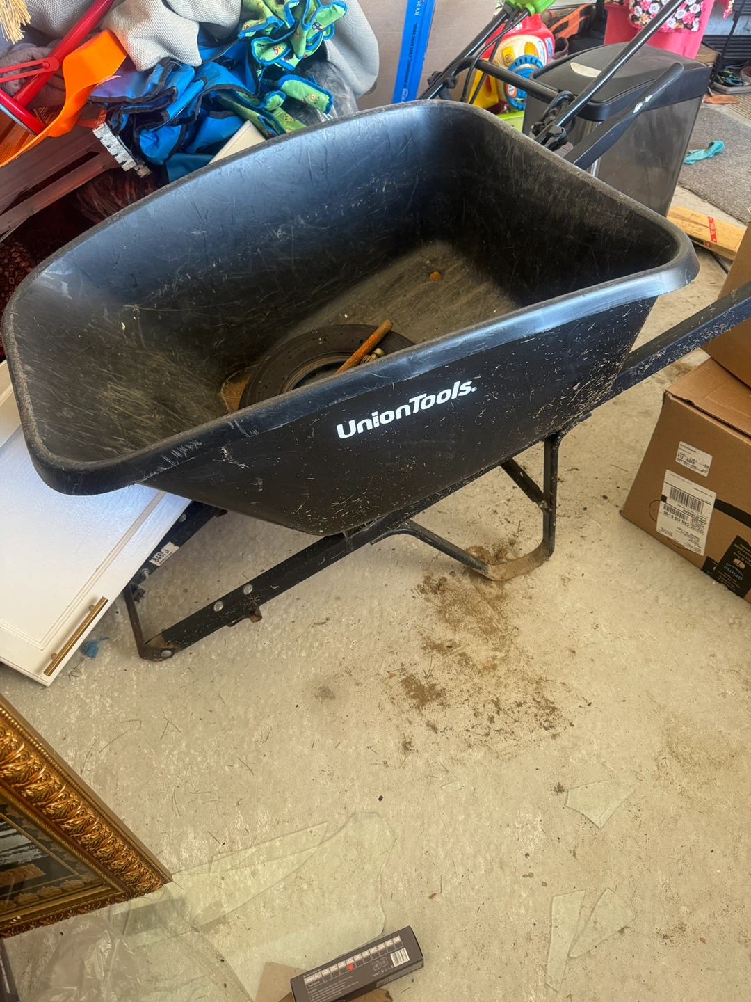 Union Tools Wheelbarrow - photo 3